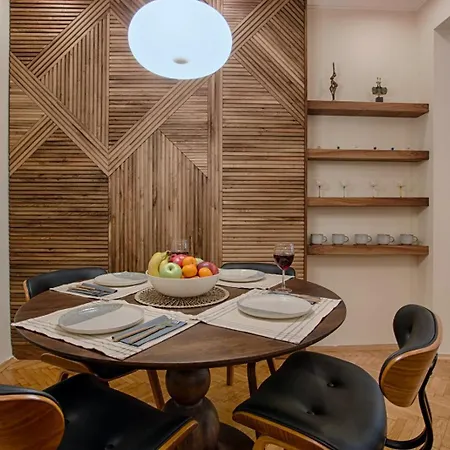 Luxury And Stylish In The Heart Of The Szófia