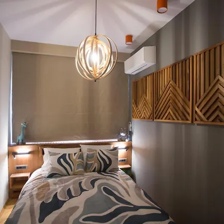 Luxury And Stylish In The Heart Of The Apartment *