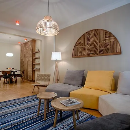 Lejlighed Luxury And Stylish In The Heart Of The