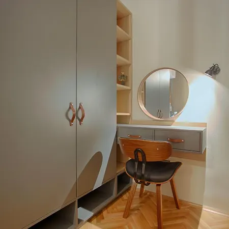 Luxury And Stylish In The Heart Of The *